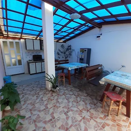 Casa Iza * 伯伊莱海尔库拉内